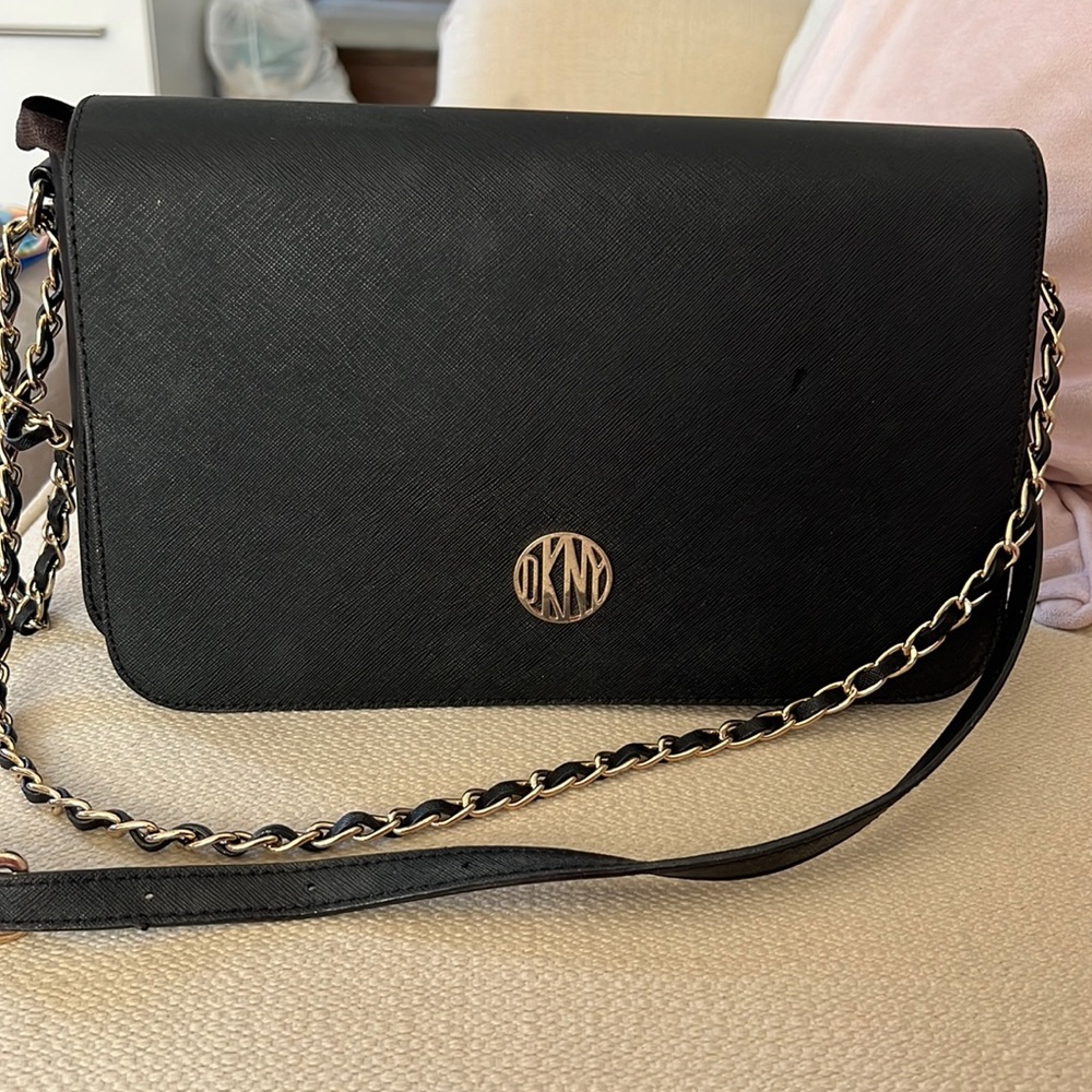 DKNY Black saffiano leather crossbody